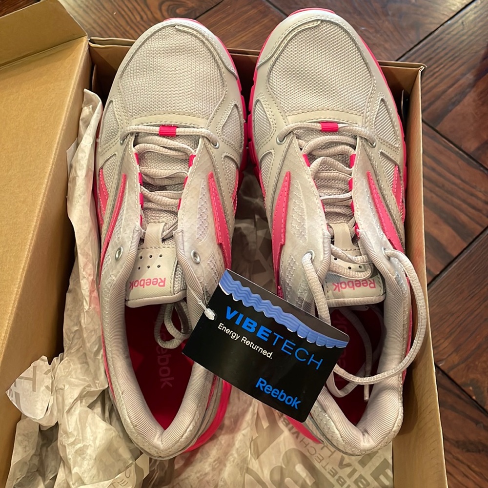 REEBOK VIBETECH SOLARVIBE RUNNING SHOES
